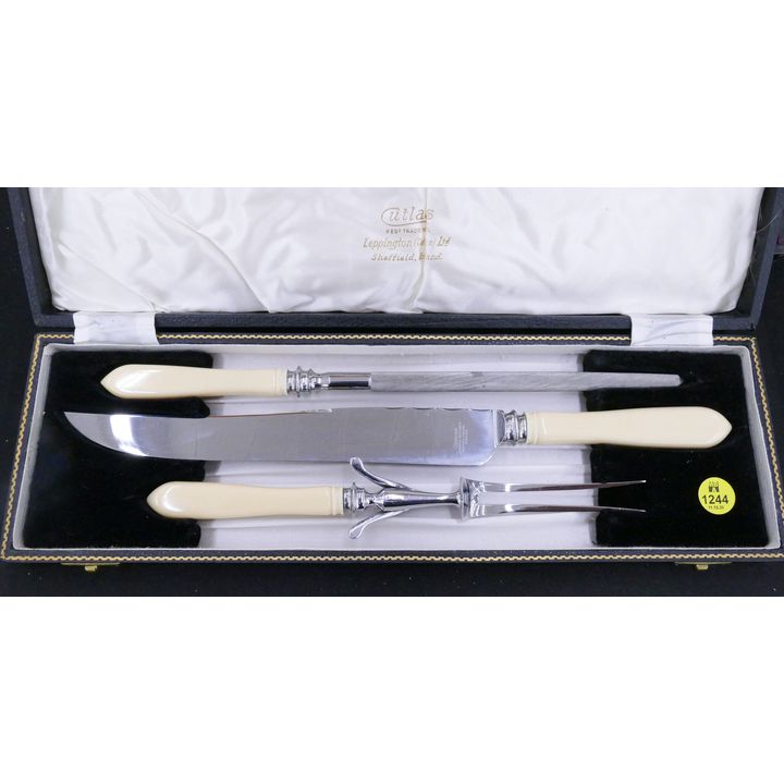 Cutlas Carving Set in Case- 15.5''