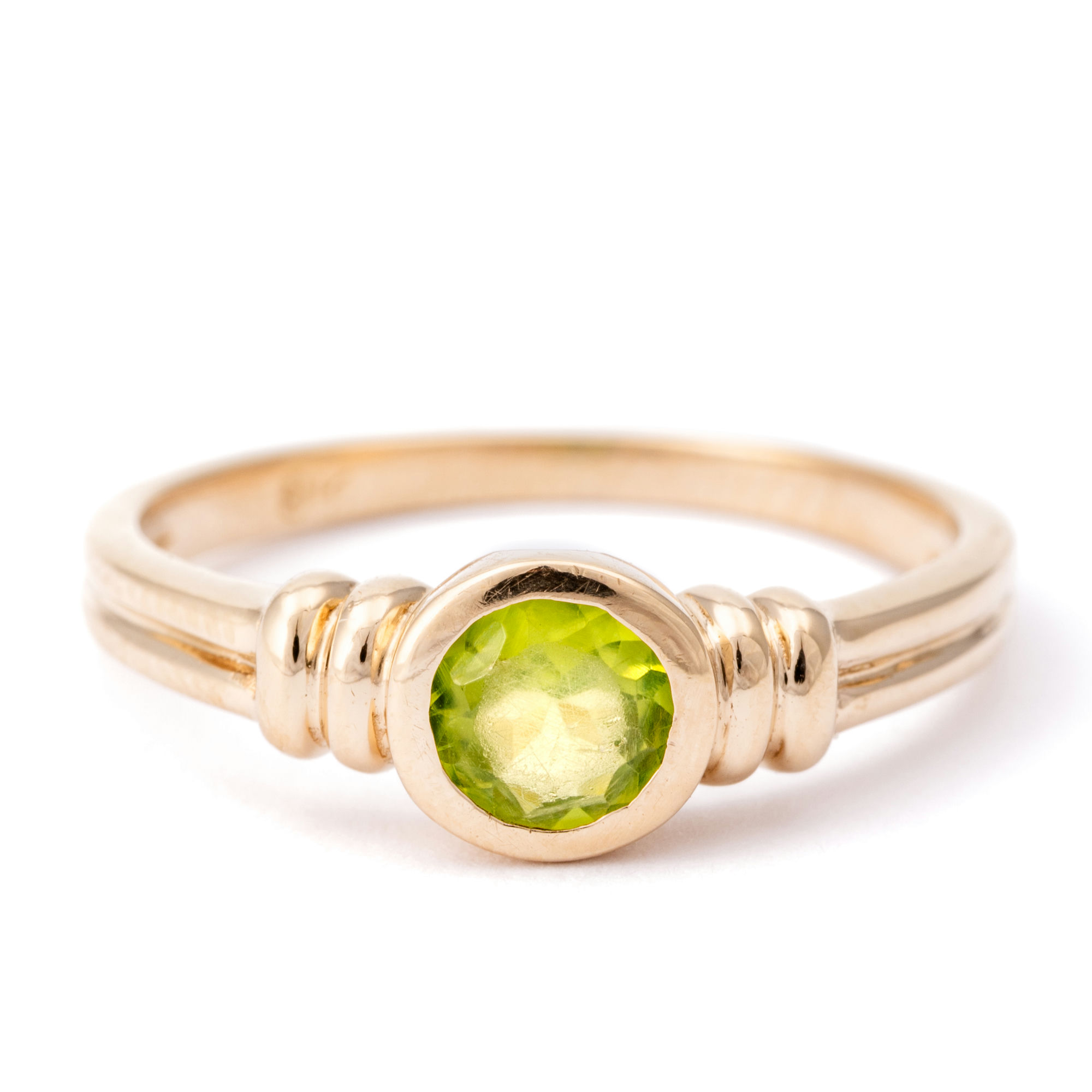 Peridot Ring 9ct Gold,
