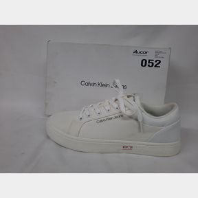 CLASSIC CUPSOLE LOW LTH IN DC - TRIPLE WHITE - UK 10.5