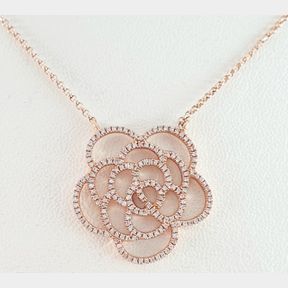 LOVELY 18CT ROSE GOLD FLOWER NECKLACE WITH 0,200CT DIAMONDS - 51929/092