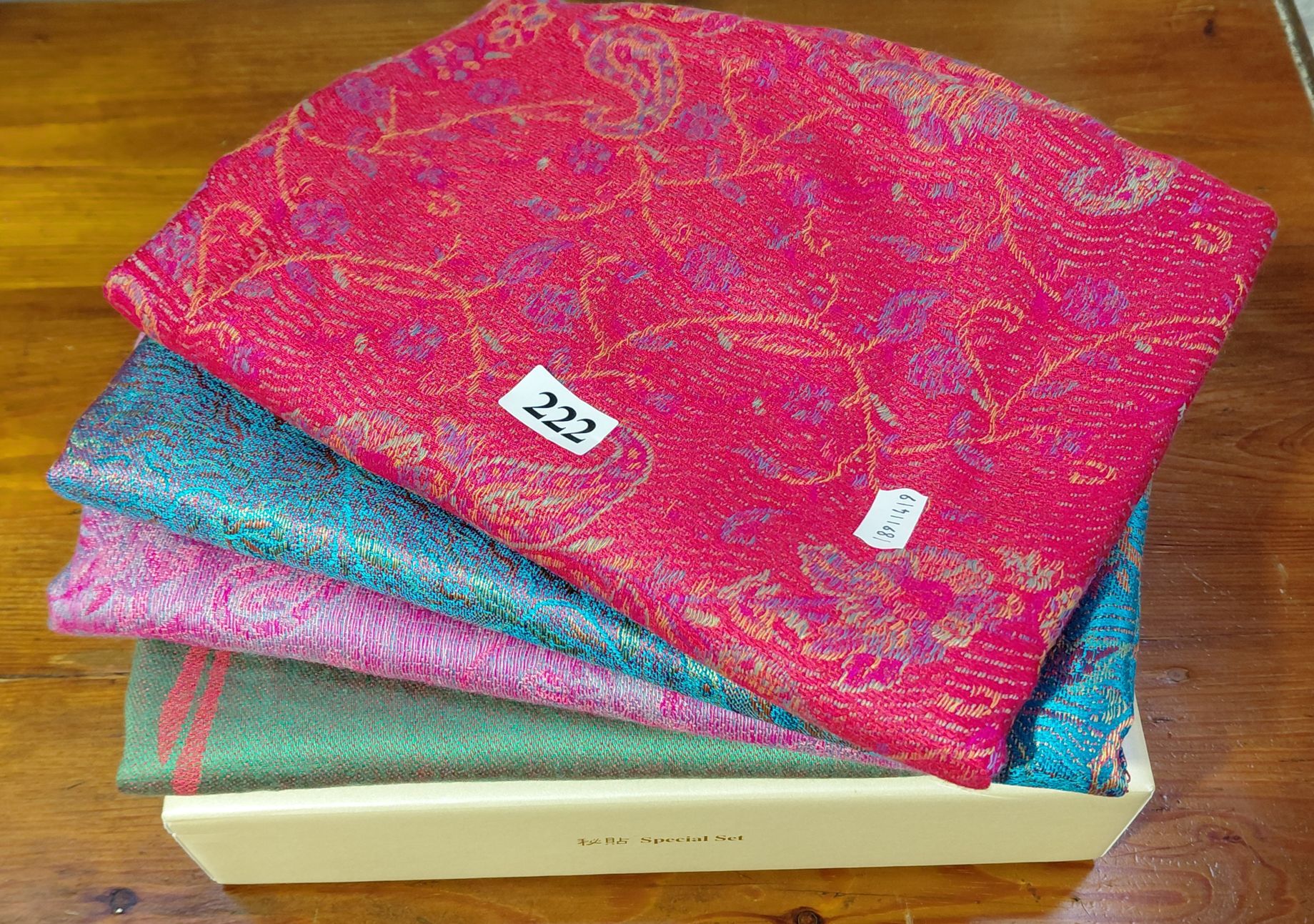 PASHMINA SCARVES