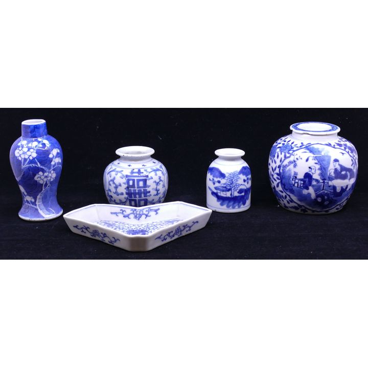 Box 5pc Chinese Qing B&W Porcelain- largest 7''