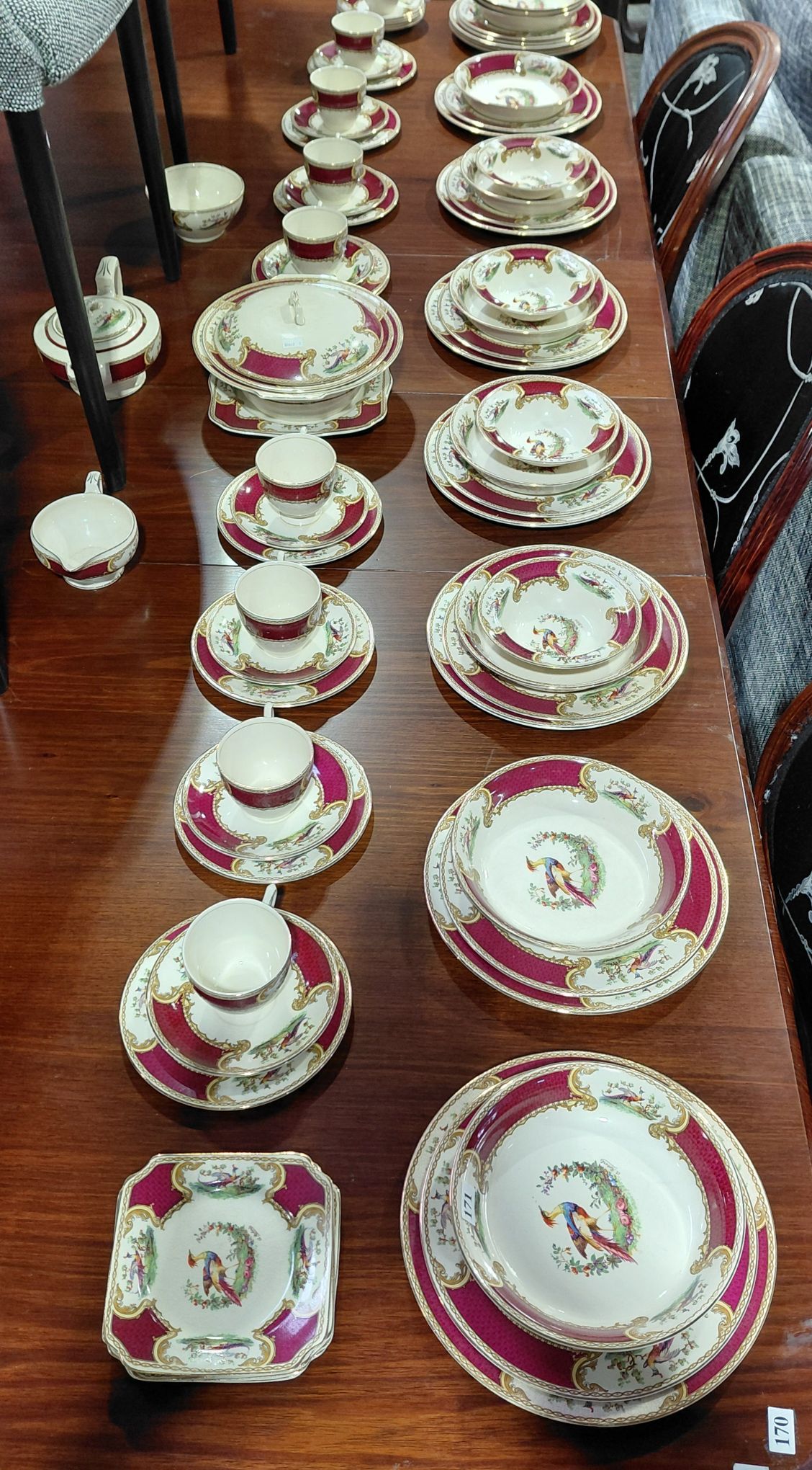 171 · MYOTT PART DINNER SET