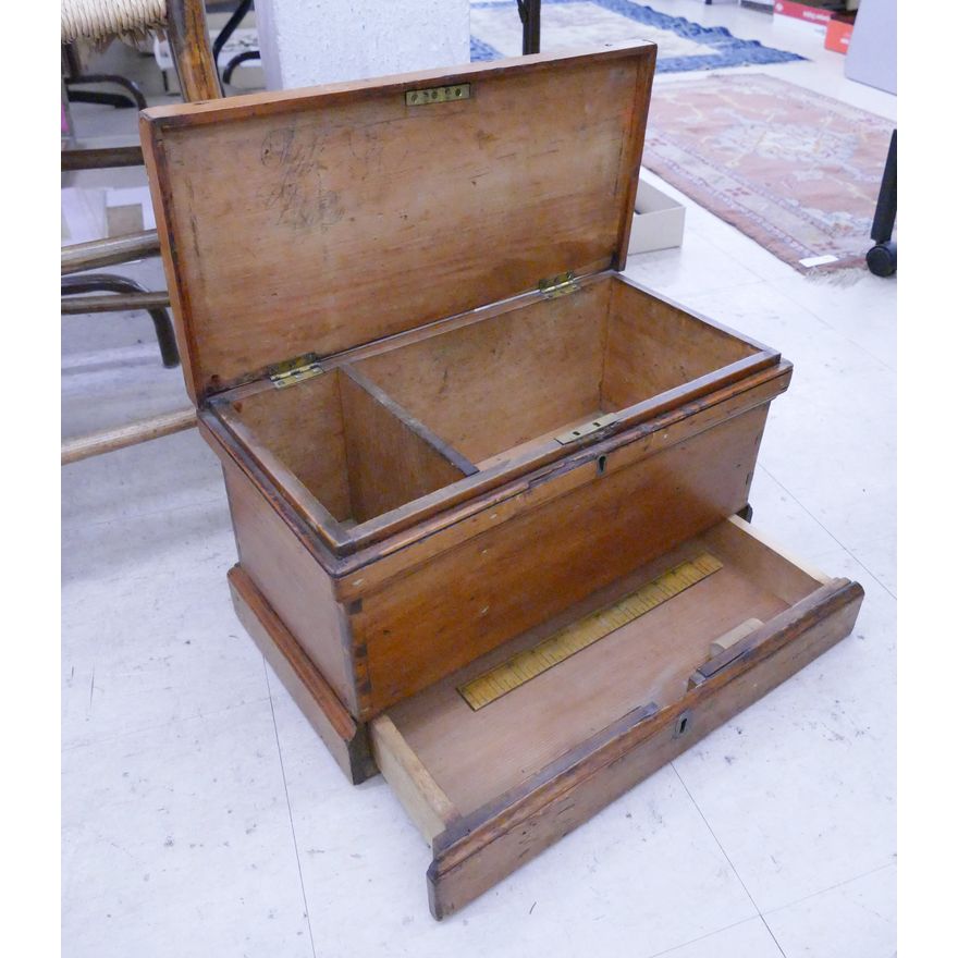 Antique Quilting Box- 10x19''