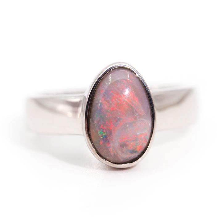 2.2ct Lightning Ridge Opal Ring