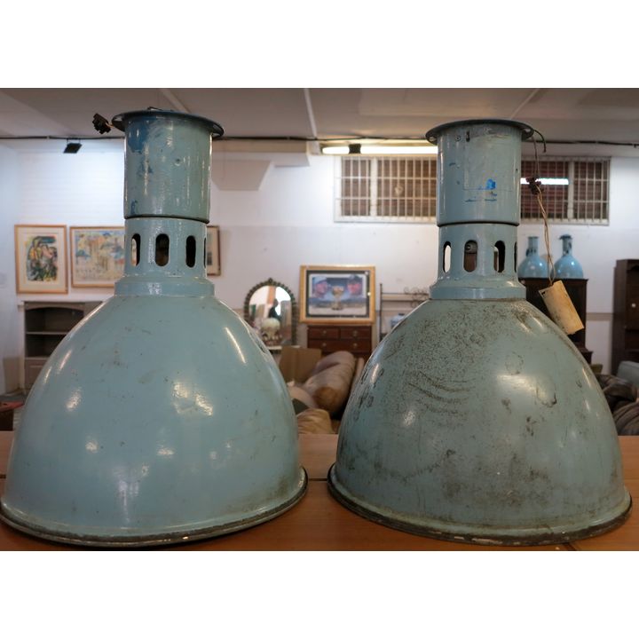 PAIR OF METAL INDUSTRIAL LAMPS,