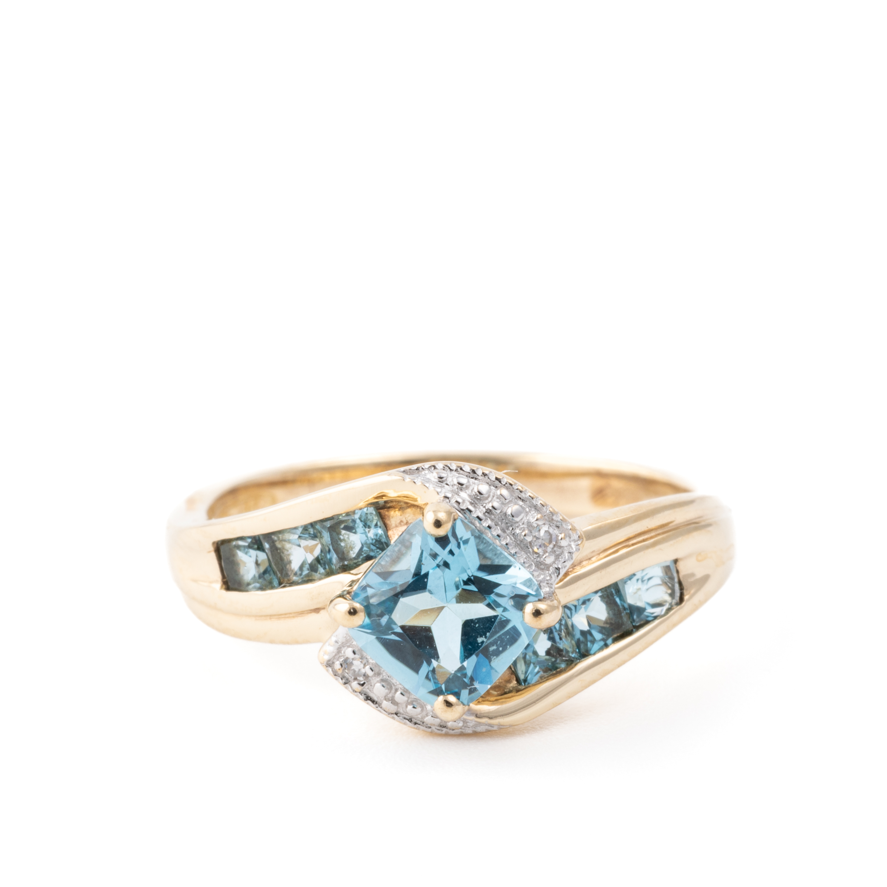 458 · Topaz & Diamond 9ct Gold Ring