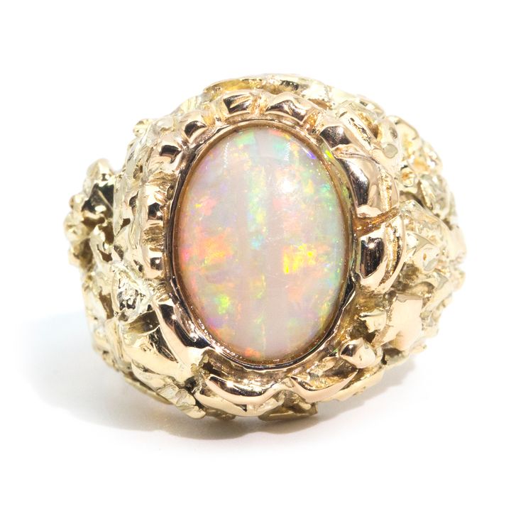 Opal 18ct Gold Ring