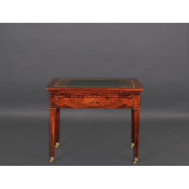 Très belle table Tronchin Louis XVI attribuée aux ateliers de l'ébéniste Jean-Baptiste Courte. France, fin XVIIIème