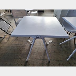 GEORGE MASON - CLASSIC PATIO BISTRO TABLE - WHITE