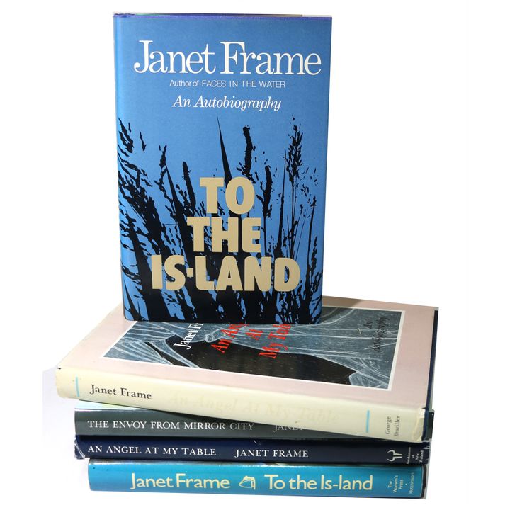 FRAME, JANET  -  AN AUTOBIOGRAPHY [N.Z. & American]