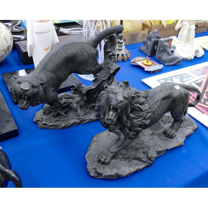 2pc Veronese Resin Tiger & Lion Figures- 14'' approx