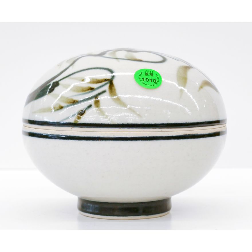 Tom Coleman Porcelain Covered Round Box 4.5''x6'' - Dated 1972