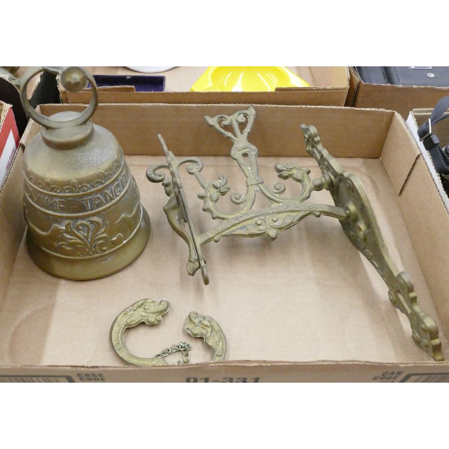 Box Old Brass Bell Sconce