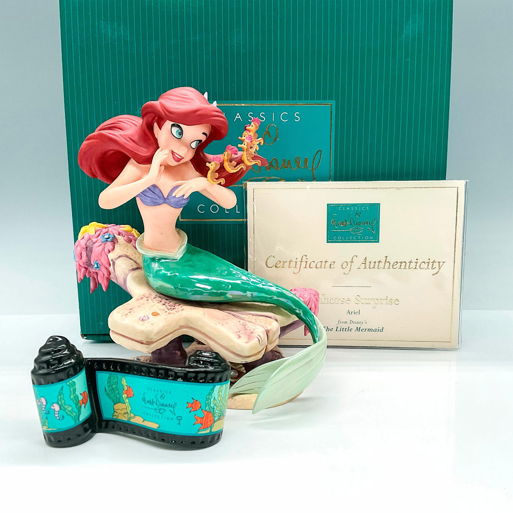 2pc Walt Disney Classics Figurines, Ariel Seahorse Surprise