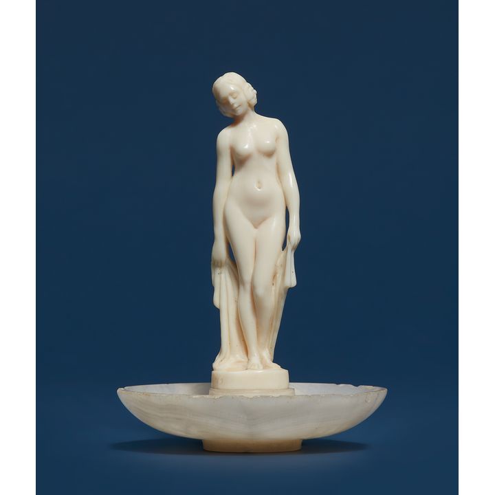 Nude with drapery by Demétre H. Chiparus (Dorohoi 1886 - 1937 Paris)