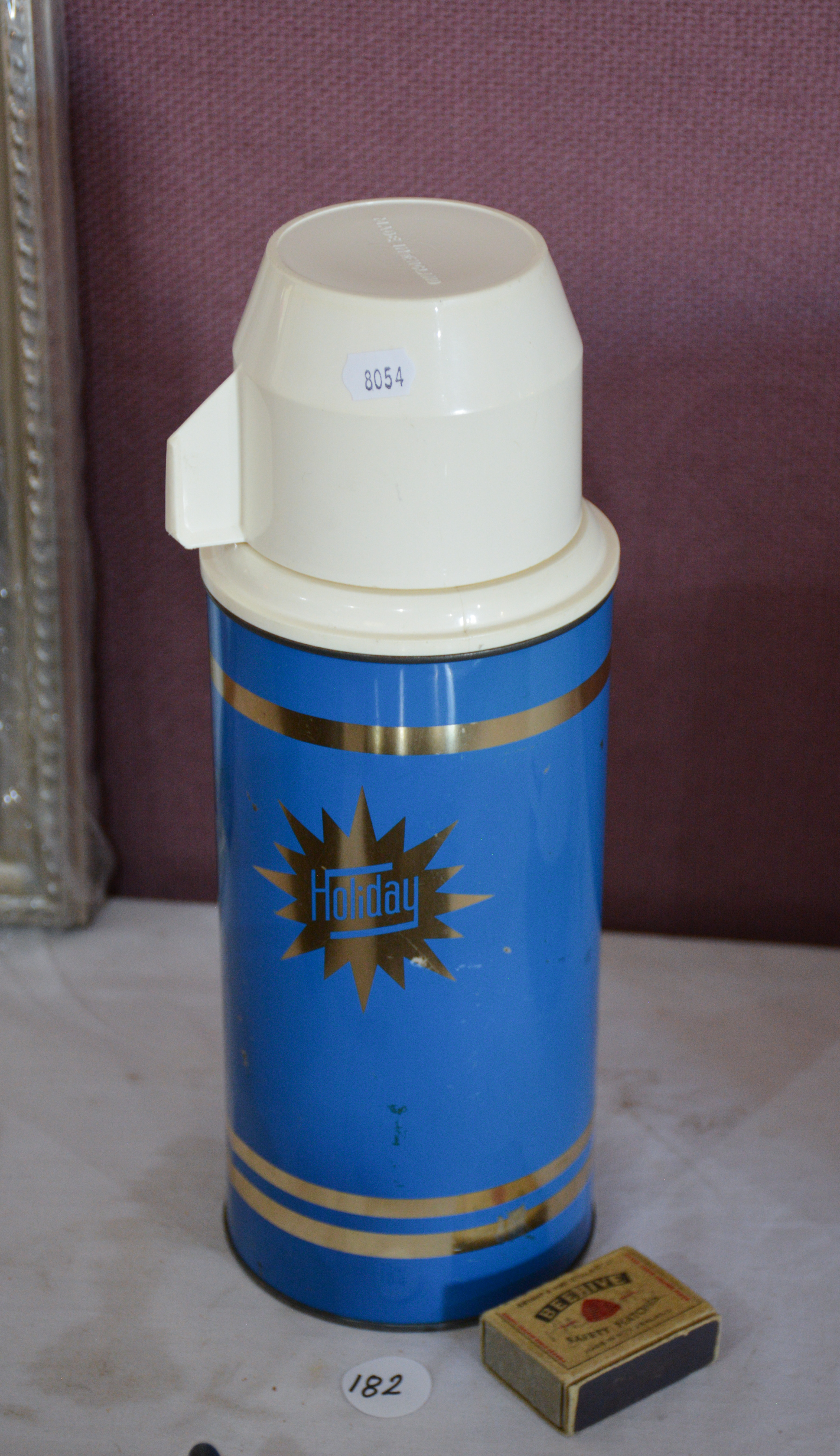Vintage Holiday Thermos — NZ auction result