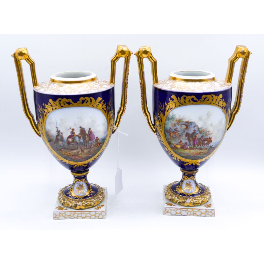 Pair Meissen 18th Cent. Gilt Painted Cobalt Urns 10''x7'' - Missing lids