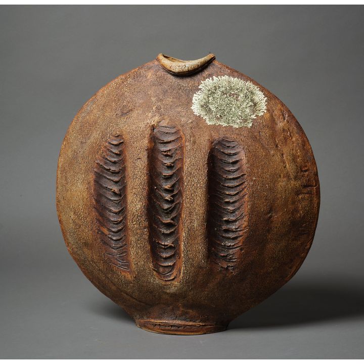 Len Castle - Large and impressive Discoid vase