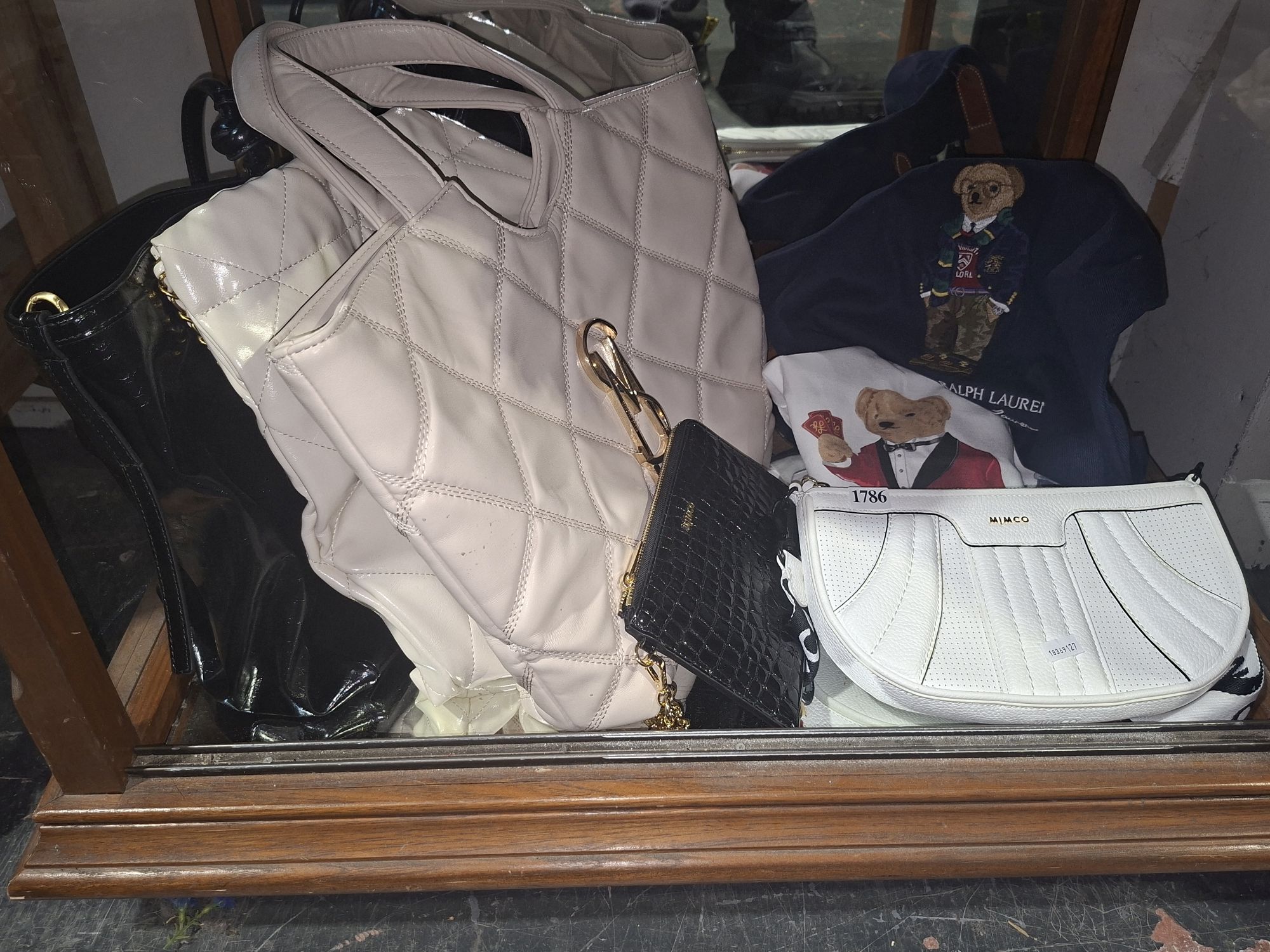 A GROUP OF HANDBAGS