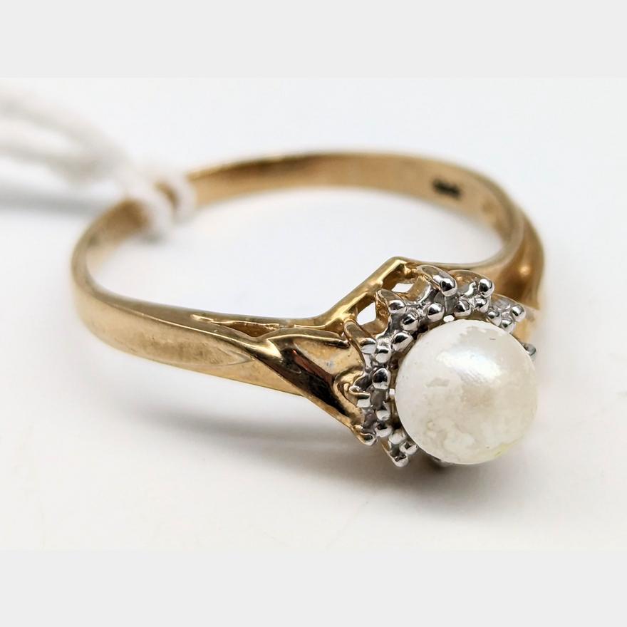 9CT PEARL DRESS RING | Small and Whitfield