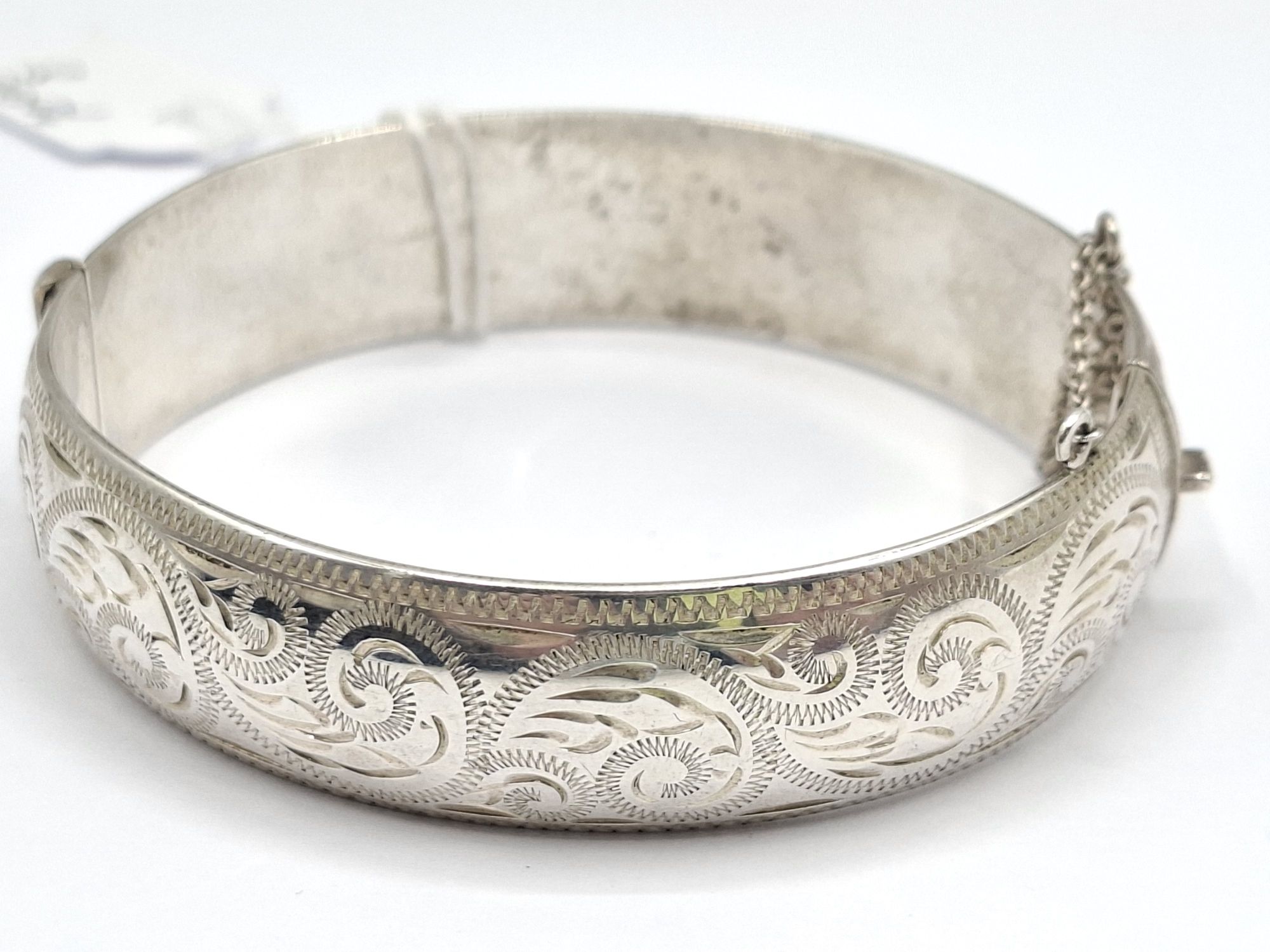 1078 · STERLING SILVER BANGLE