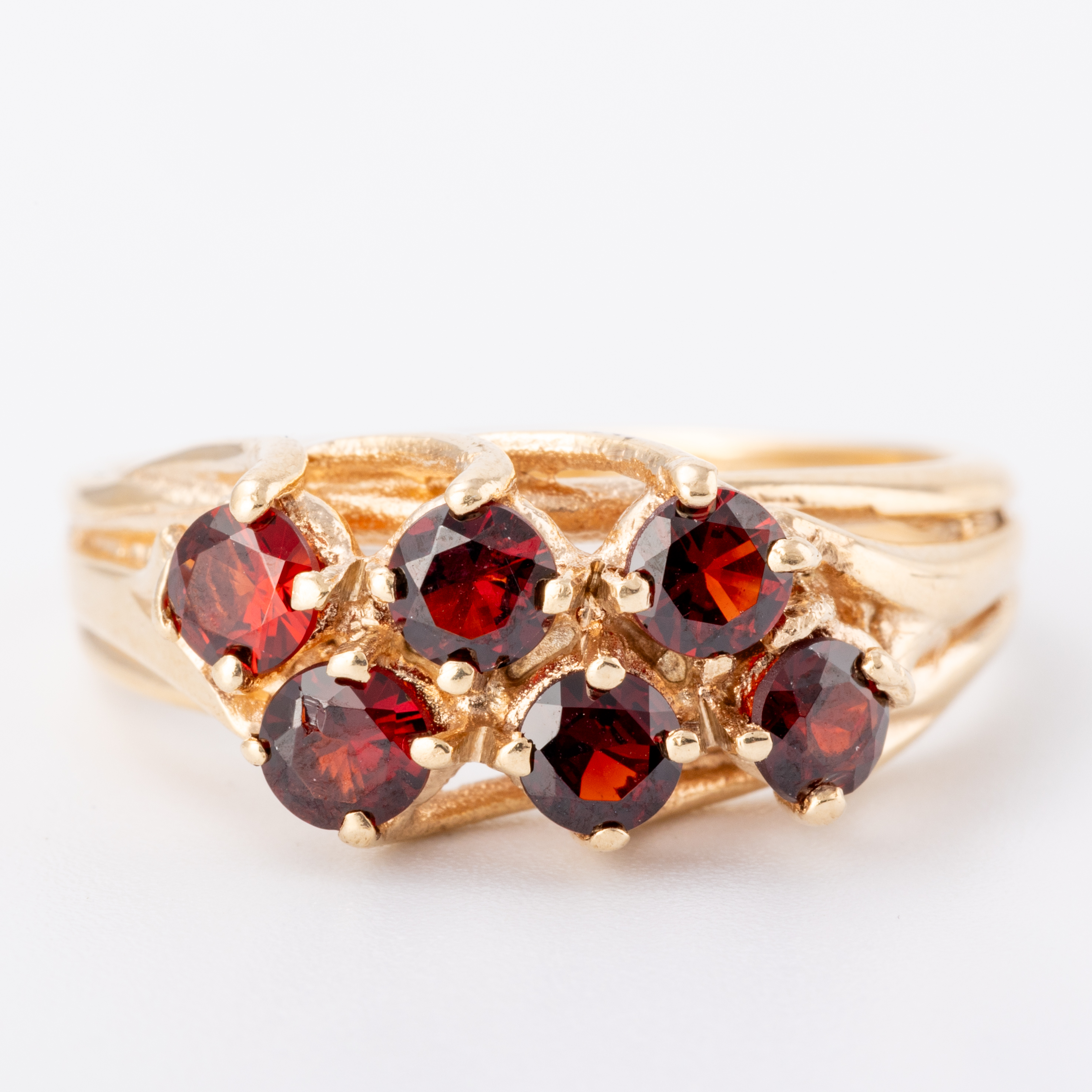 Garent Ring 9ct Gold