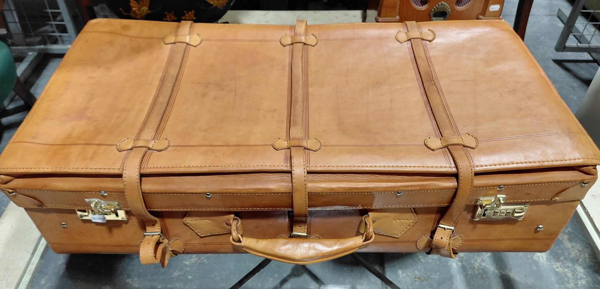 201 · LEATHER SUITCASE