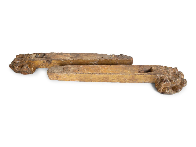A Pair of Italian Carved Walnut Lion Paw Table Legs
Length 34 inches.