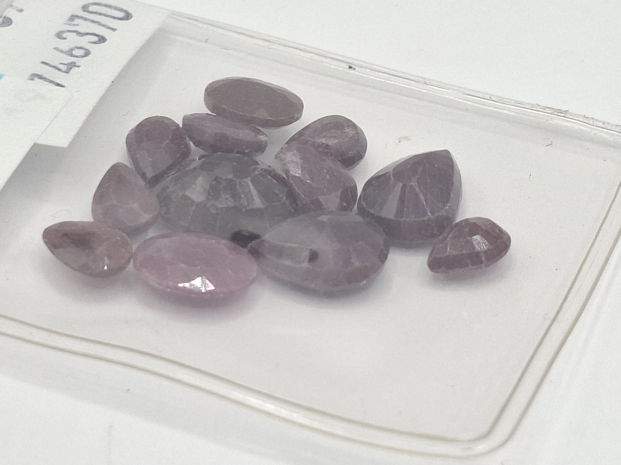 38 · RUBY GEMSTONES