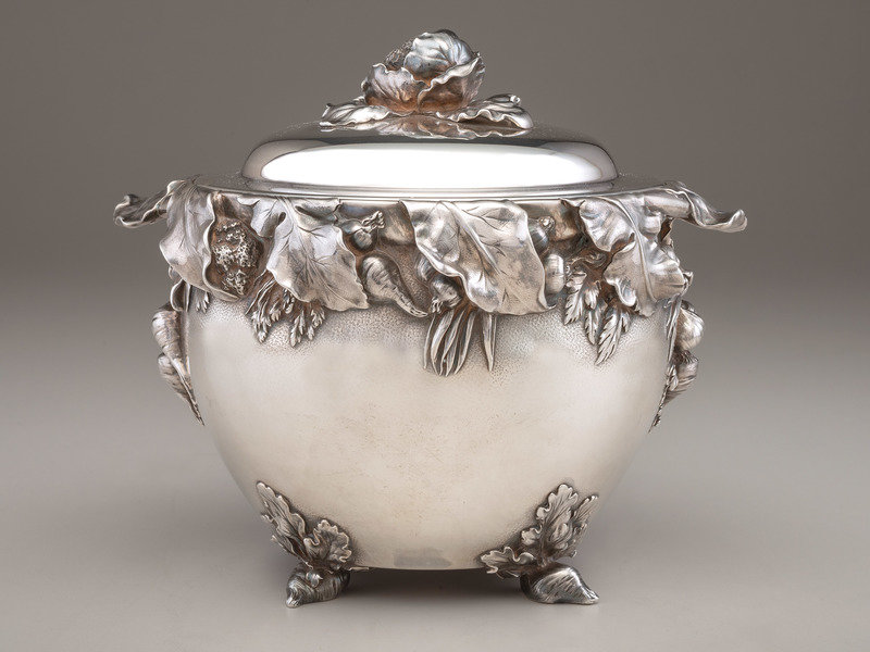 Christofle
French, Early 20th Century
Soup Tureen