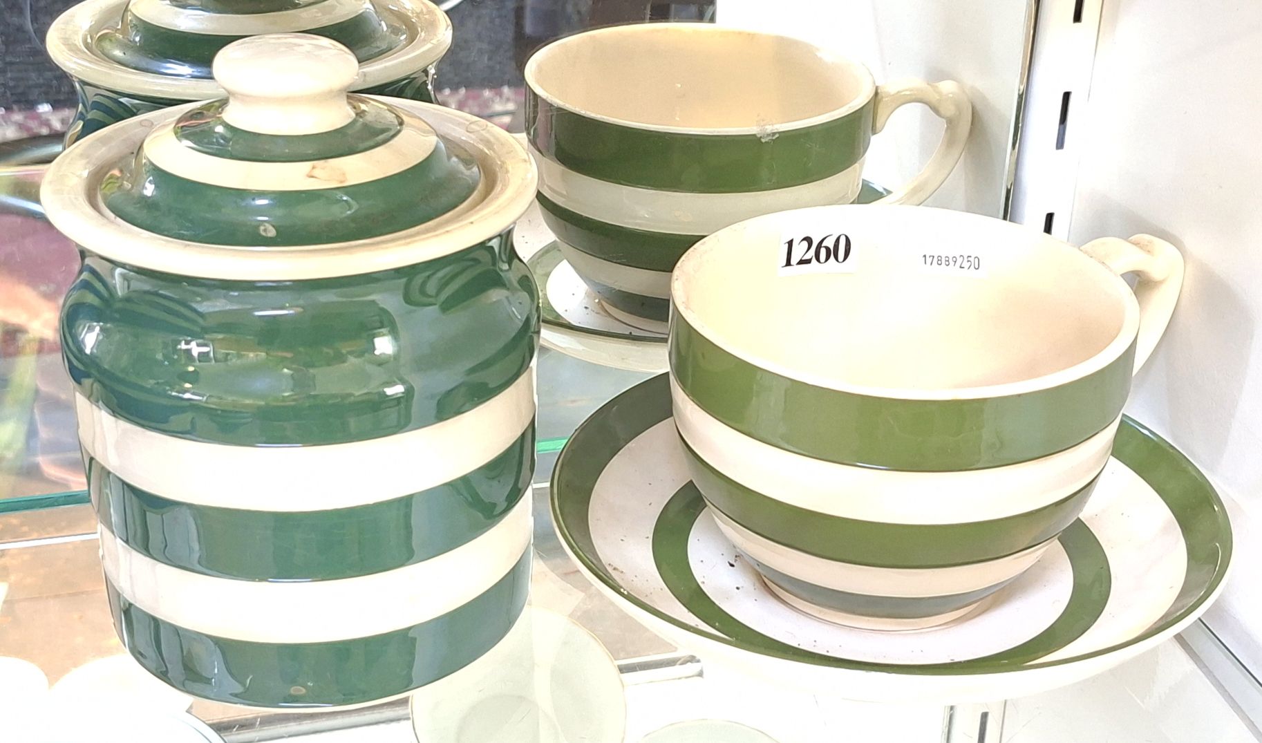 1260 · TG GREEN GREEDY CUP AND CANISTER