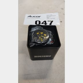 MEN S MOTOSPORT RIM DESIGN QUARTZ WATCH - YELLOW -