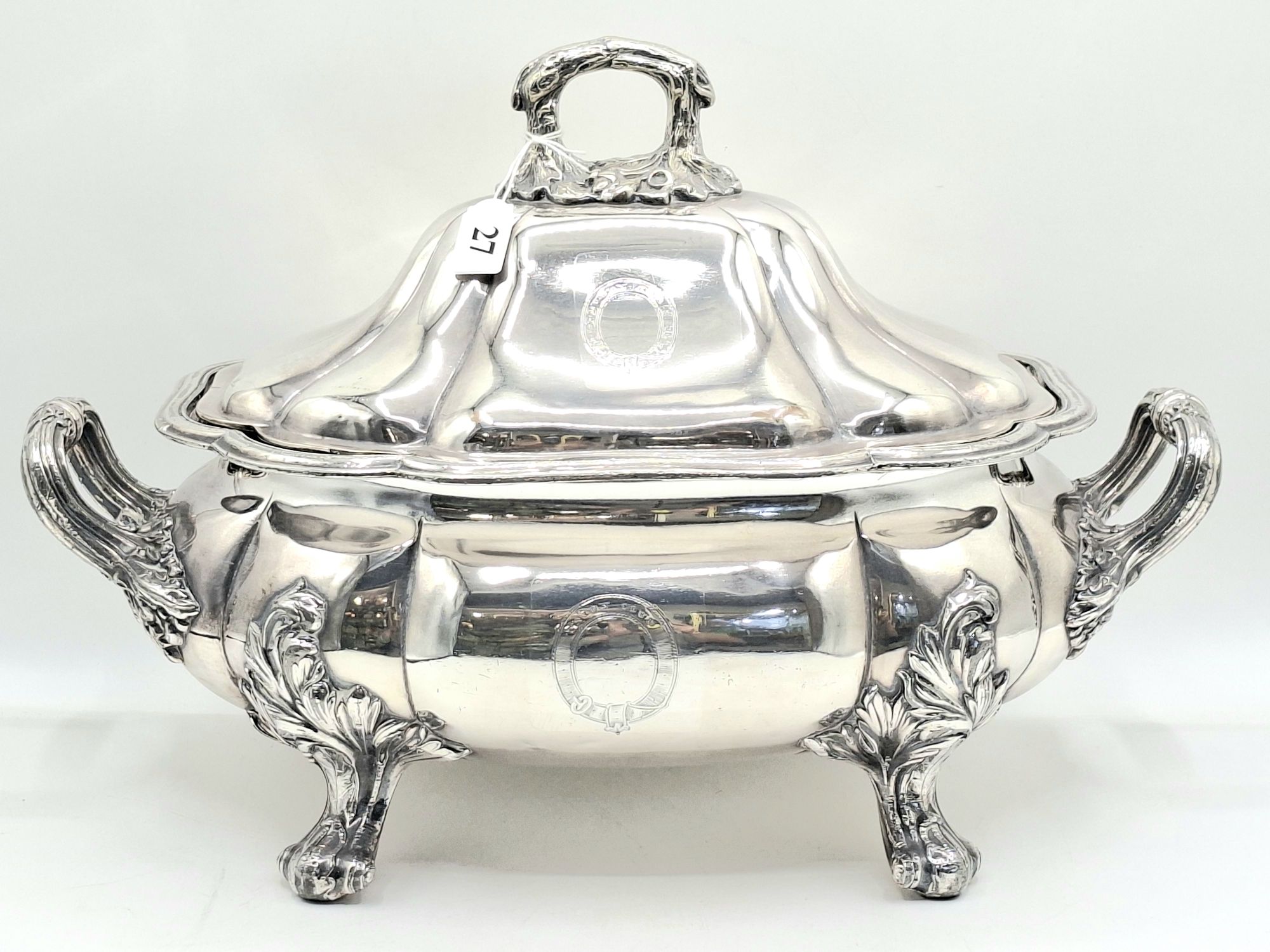 27 · VICTORIAN TABLE TOP LIDDED TUREEN