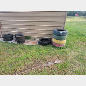 Assorted used tires for decorating, gardening, other