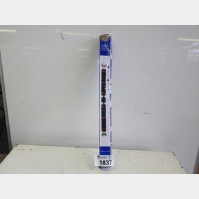 PULL UP BAR - DOOR WAY GYM BAR - DOORWAY GYM BAR THAT FITS ANY STANDARD DOORWAY - 60 CM- 100 CM