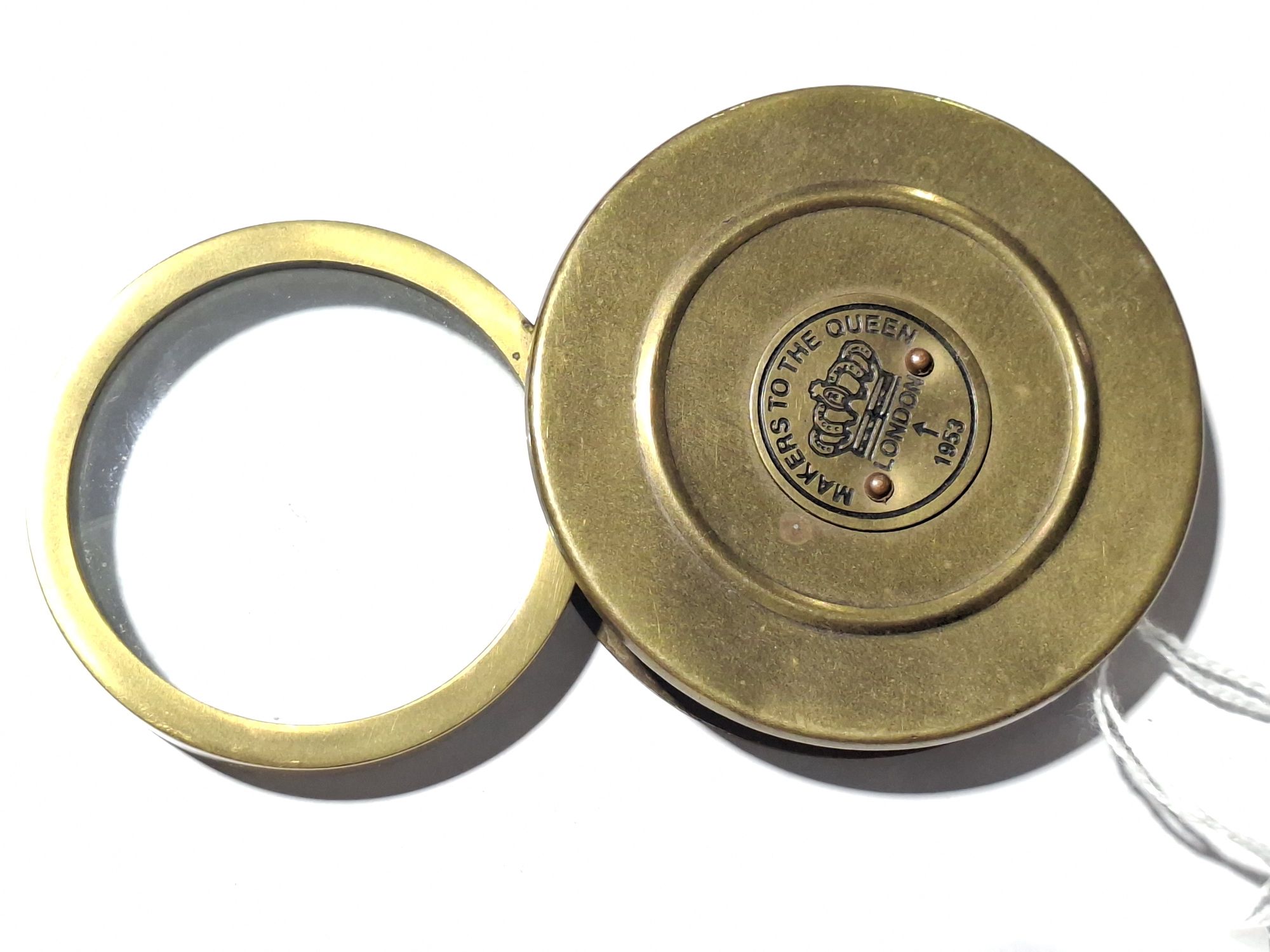 LARGE BRASS MAGNIFYING GLASS
