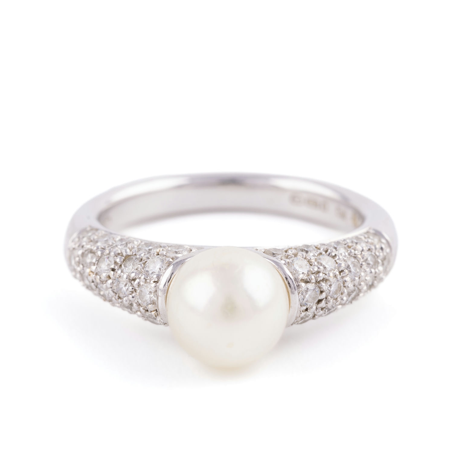 Akoya Pearl & 0.60 Carat Diamond Ring 18ct Gold,