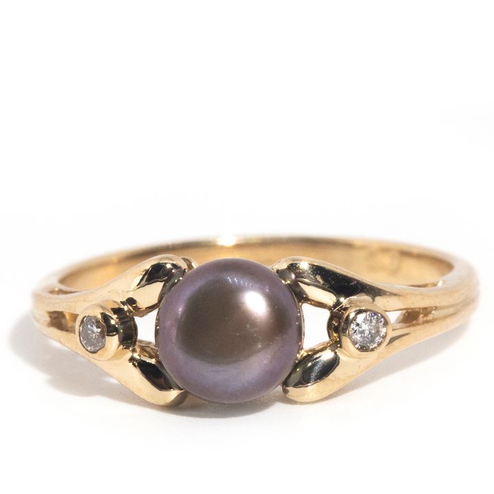 9 Carat Gold Pearl & Diamond Ring