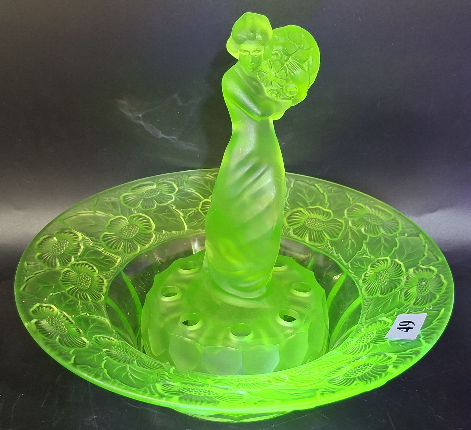 49 · ART DECO LADY FLOAT BOWL