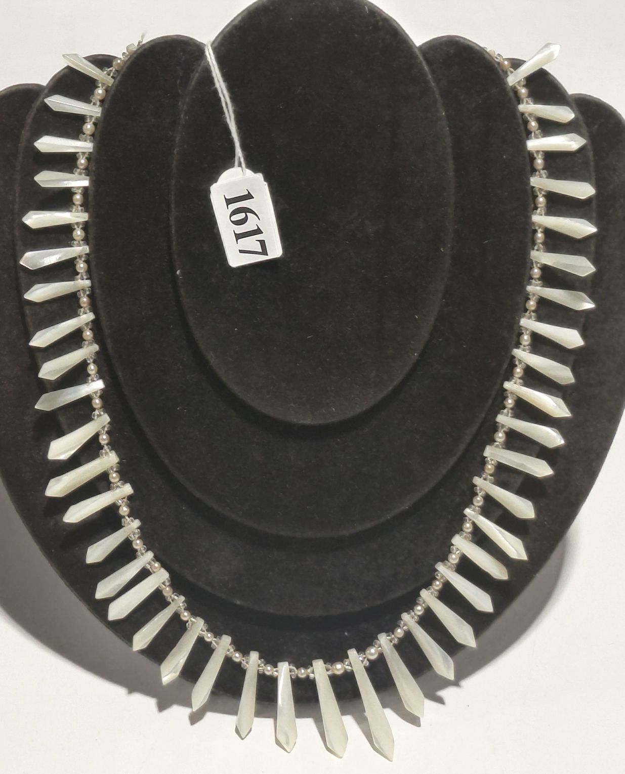 Mother Of Pearl Graduated Necklace