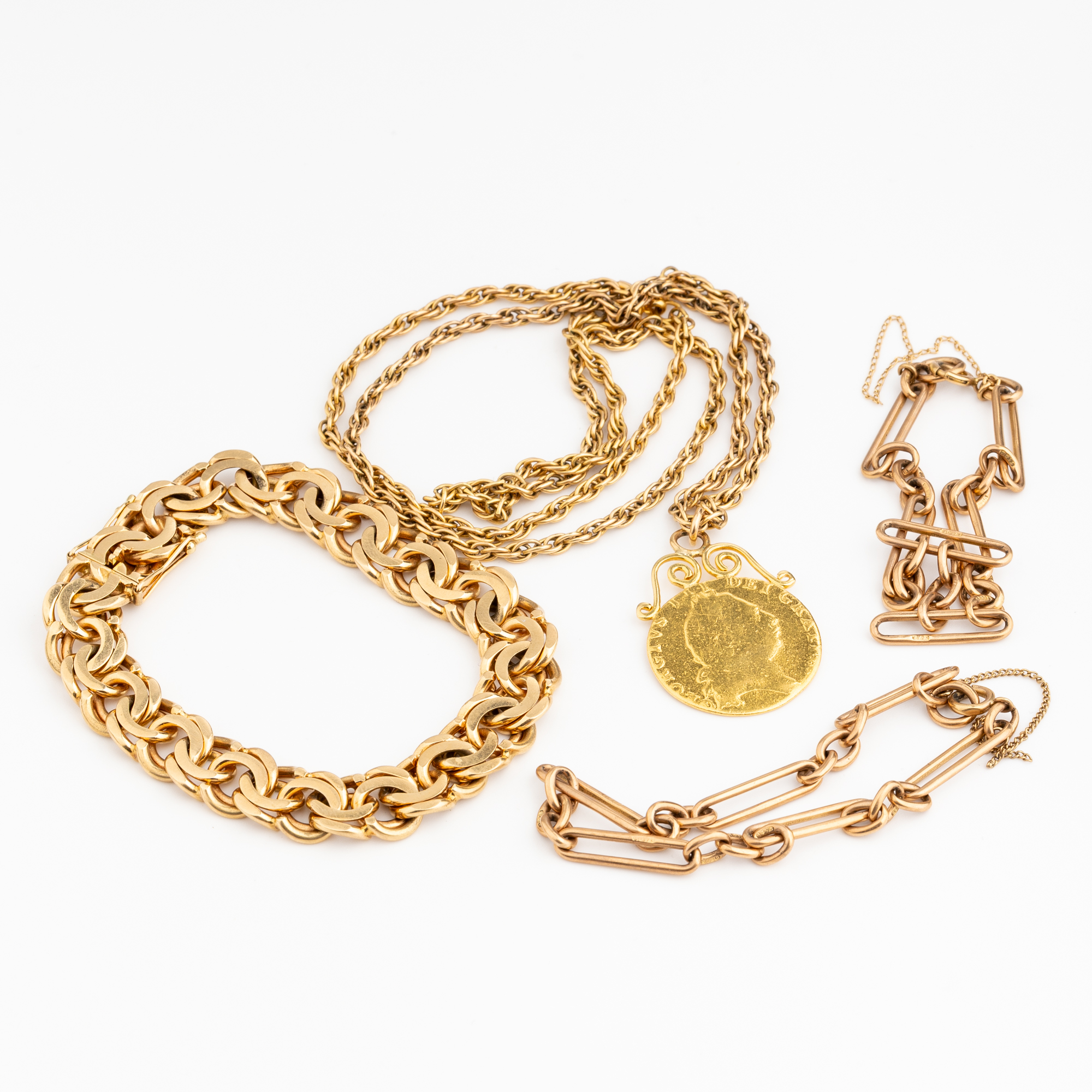45 · 9ct & 14ct Gold Jewellery