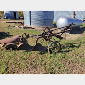 Antique International Harvester 2 Bottom Steel Wheel plow