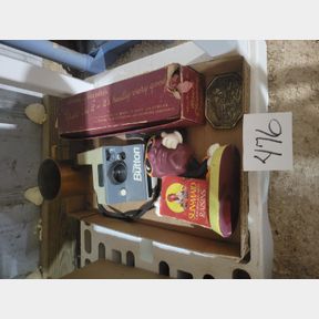 California Raisin bank, Polaroid and vintage cleaning paper
