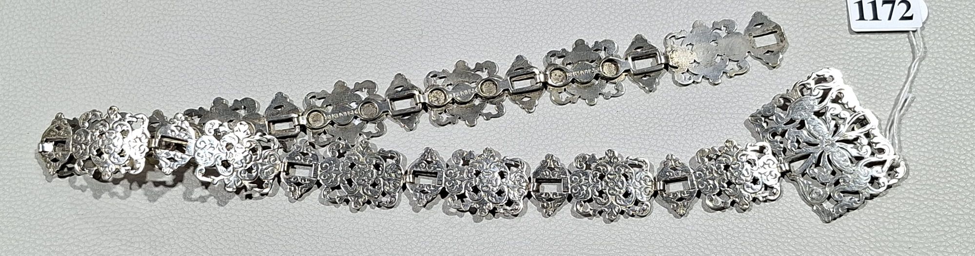 1172 · VINTAGE LADIES BELT
