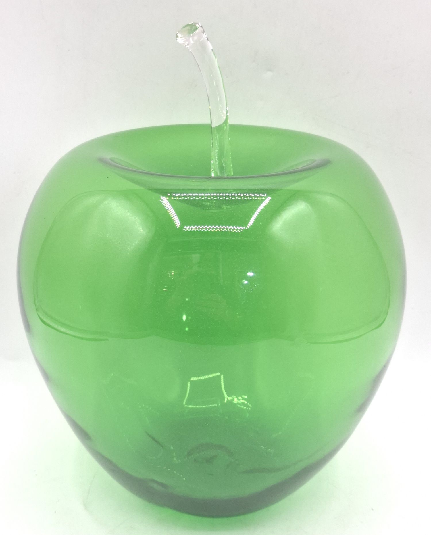 Art Glass Apple,