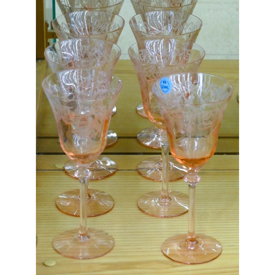 6pc Grapefruit Cupid Etched Stemware 8.25''
