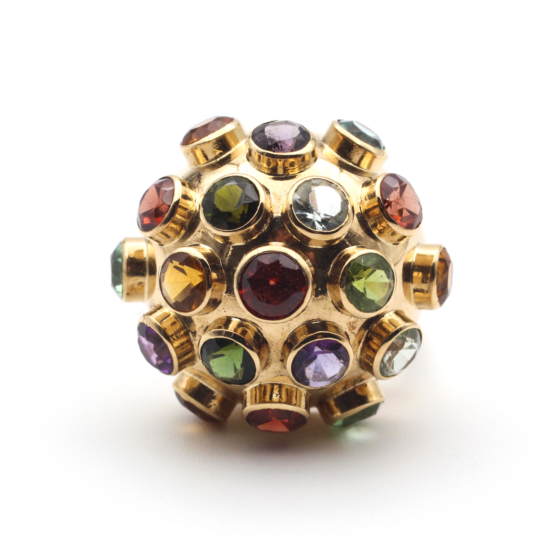 430. · Vintage Gemstone Ring 4.67g