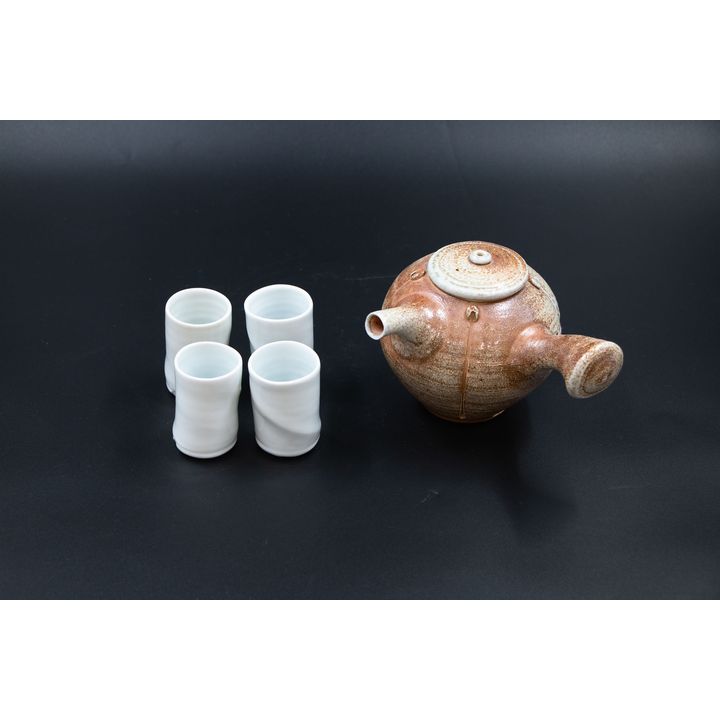 Duncan Shearer - Stoneware teapot with four small porcelain cups