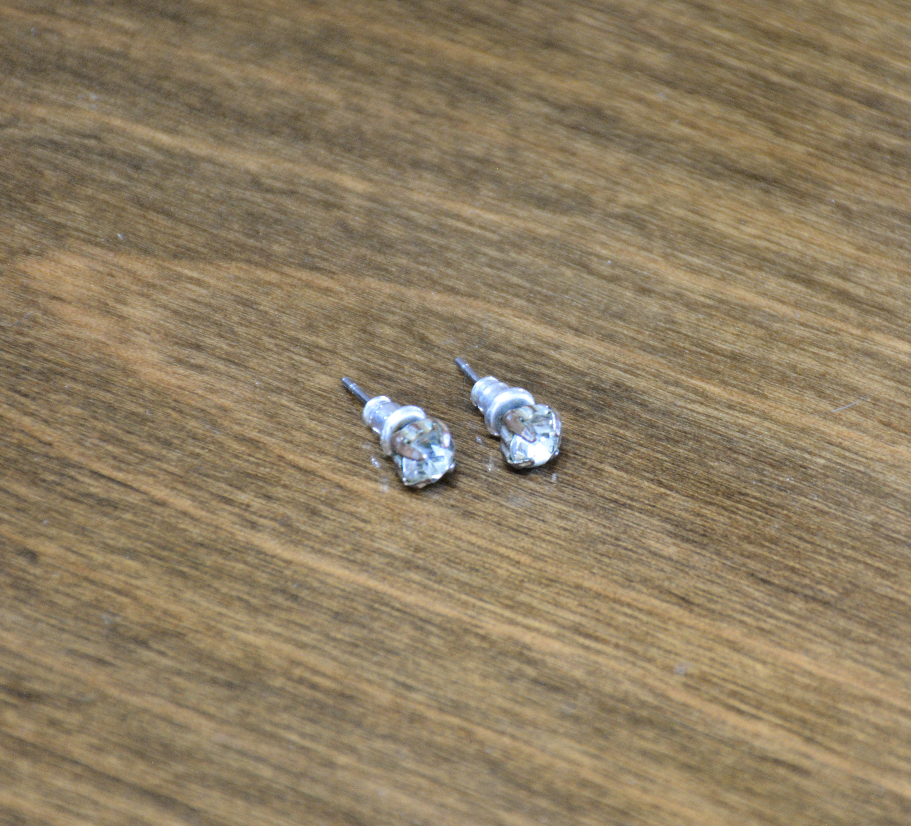 Stud Earrings with Stones — NZ auction result